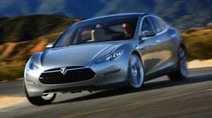Illustration for article titled GM's Biggest Profit Ever, Tesla Says 5,000 Model S Sedans This Year, And A Smaller Porsche SUV